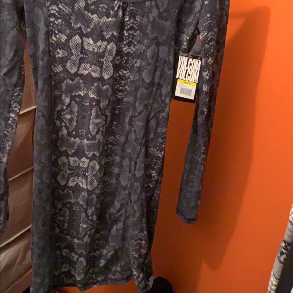 Long sleeve knee length volcom dress